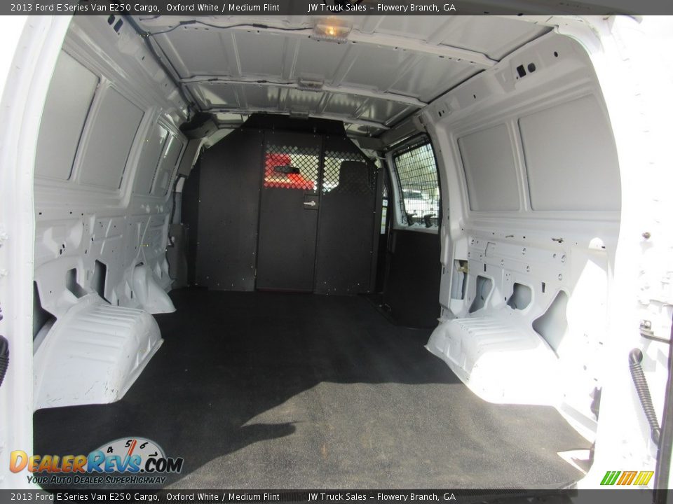 2013 Ford E Series Van E250 Cargo Oxford White / Medium Flint Photo #15