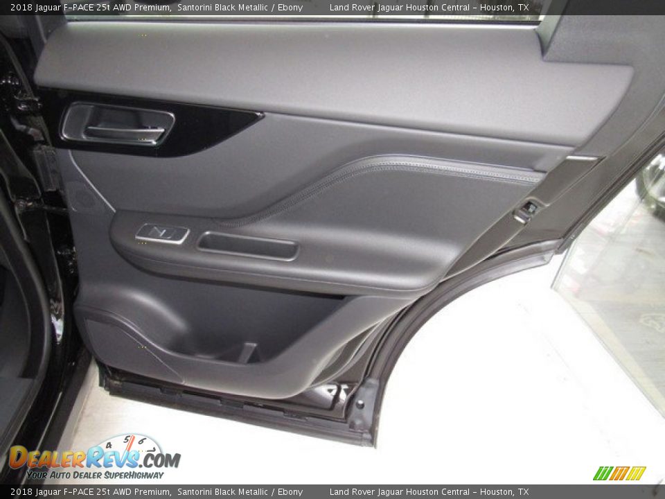 2018 Jaguar F-PACE 25t AWD Premium Santorini Black Metallic / Ebony Photo #22