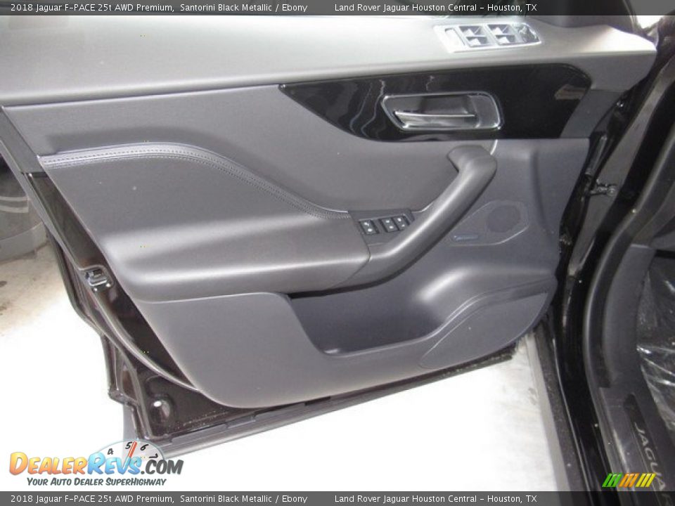 2018 Jaguar F-PACE 25t AWD Premium Santorini Black Metallic / Ebony Photo #24