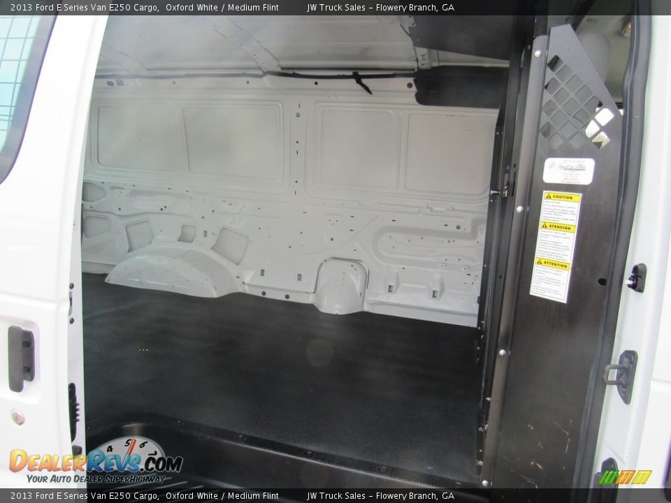 2013 Ford E Series Van E250 Cargo Oxford White / Medium Flint Photo #17