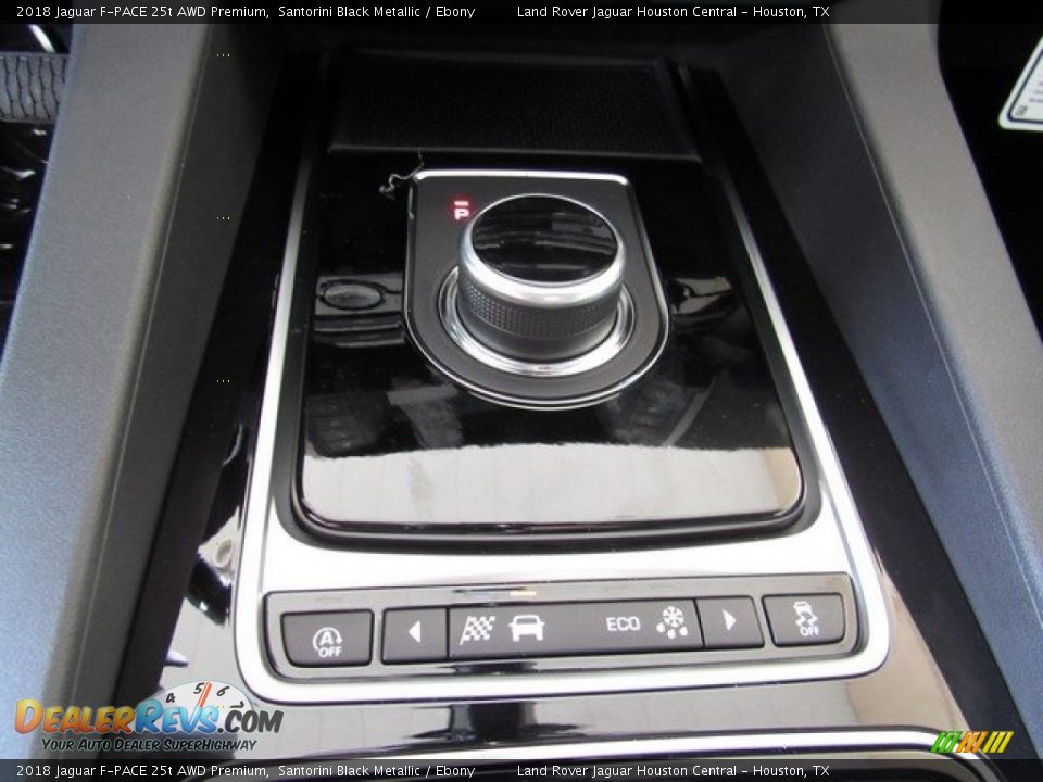 2018 Jaguar F-PACE 25t AWD Premium Santorini Black Metallic / Ebony Photo #35