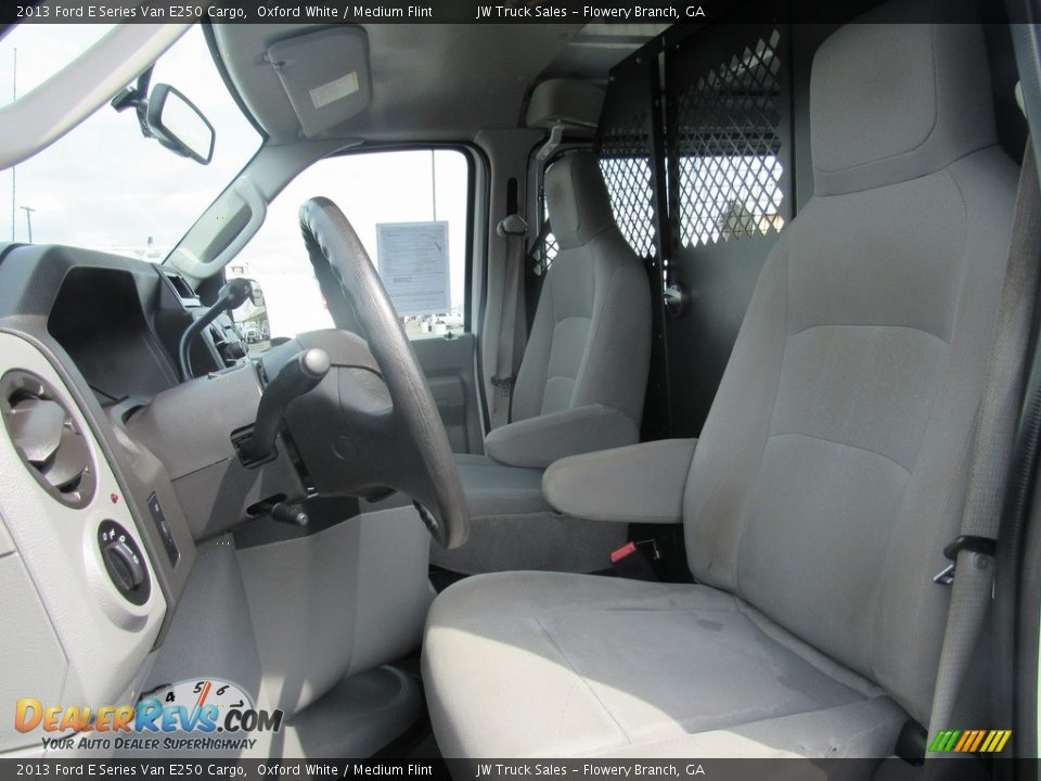 2013 Ford E Series Van E250 Cargo Oxford White / Medium Flint Photo #30