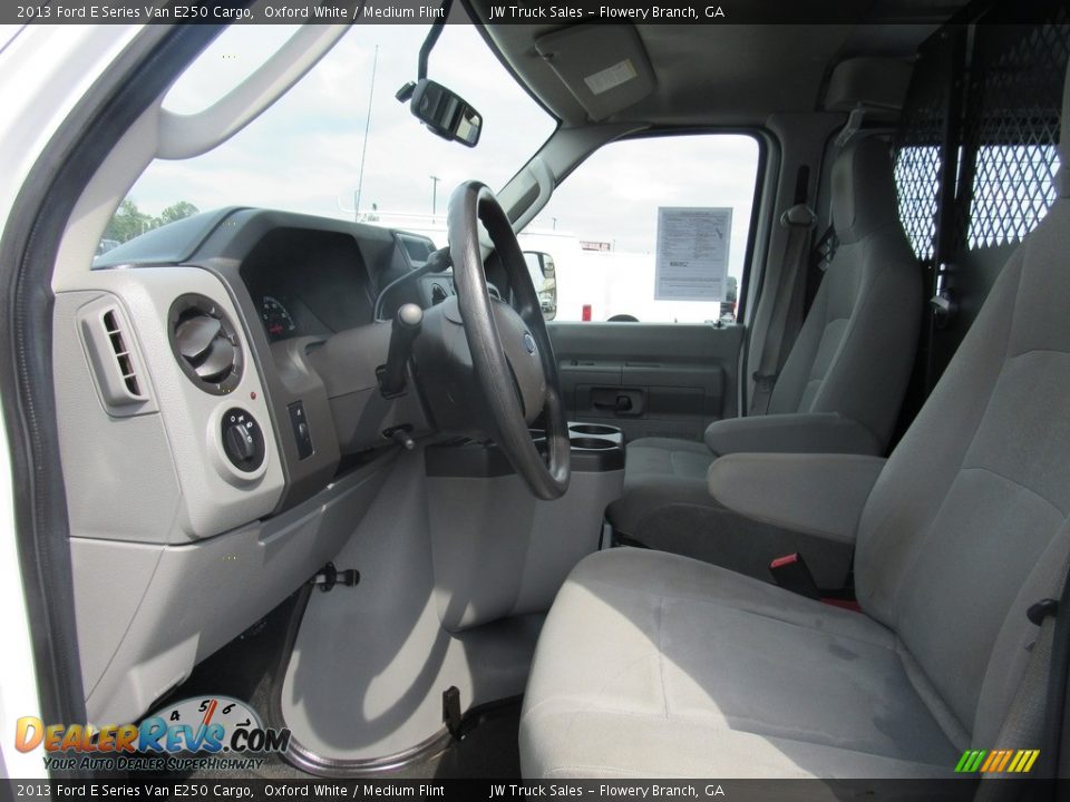 2013 Ford E Series Van E250 Cargo Oxford White / Medium Flint Photo #31