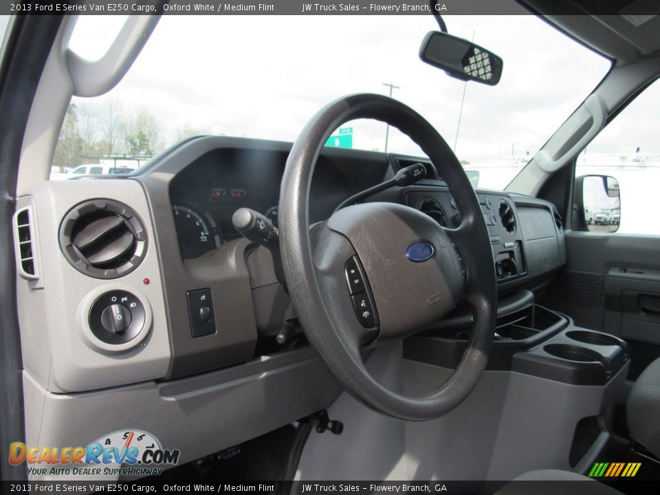 2013 Ford E Series Van E250 Cargo Oxford White / Medium Flint Photo #32