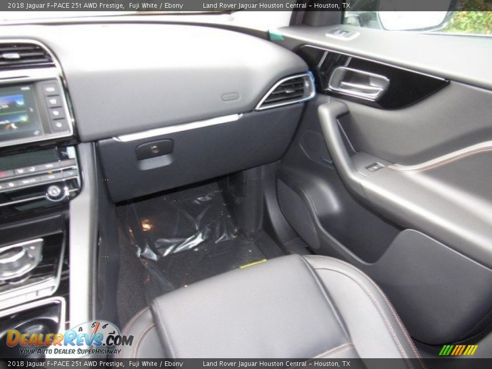 2018 Jaguar F-PACE 25t AWD Prestige Fuji White / Ebony Photo #15