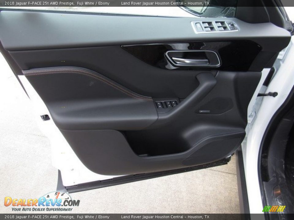 2018 Jaguar F-PACE 25t AWD Prestige Fuji White / Ebony Photo #24