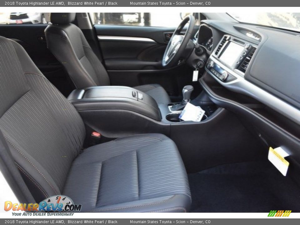 2018 Toyota Highlander LE AWD Blizzard White Pearl / Black Photo #11