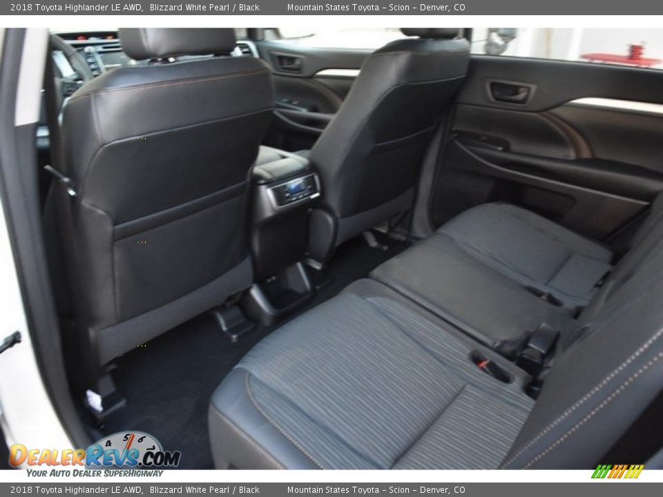 2018 Toyota Highlander LE AWD Blizzard White Pearl / Black Photo #13