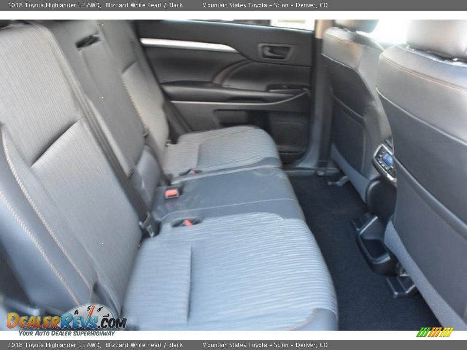 2018 Toyota Highlander LE AWD Blizzard White Pearl / Black Photo #18