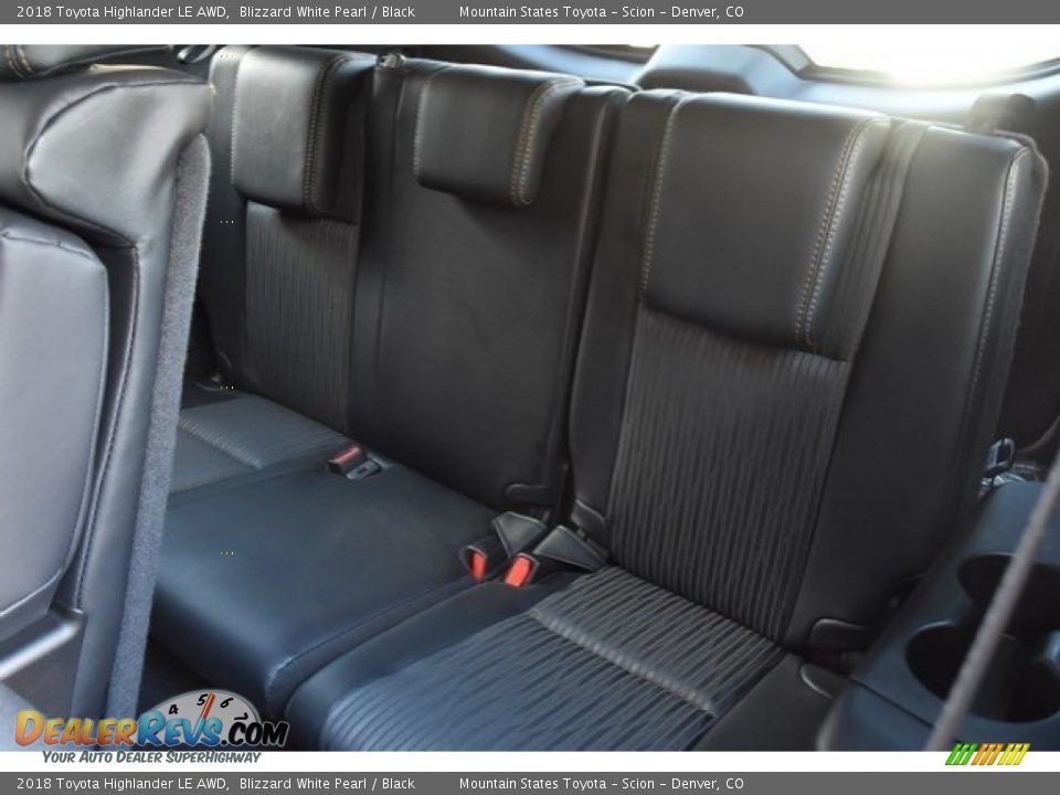 2018 Toyota Highlander LE AWD Blizzard White Pearl / Black Photo #21