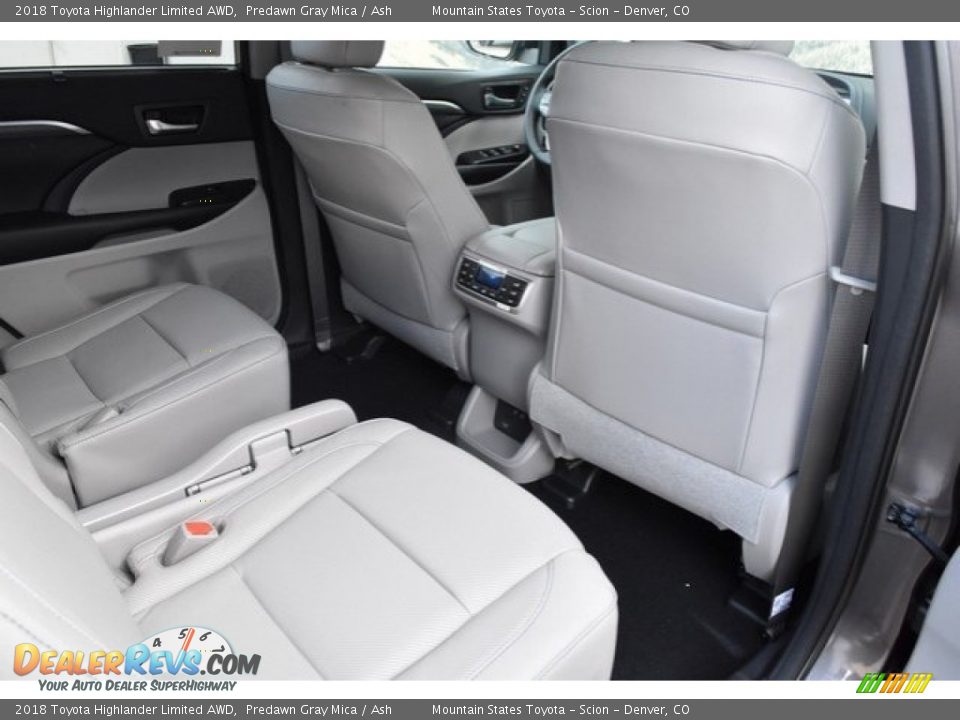 2018 Toyota Highlander Limited AWD Predawn Gray Mica / Ash Photo #18