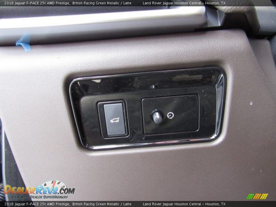 2018 Jaguar F-PACE 25t AWD Prestige British Racing Green Metallic / Latte Photo #28