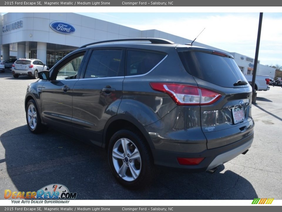 2015 Ford Escape SE Magnetic Metallic / Medium Light Stone Photo #4