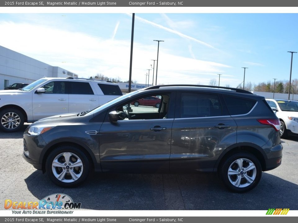 2015 Ford Escape SE Magnetic Metallic / Medium Light Stone Photo #5