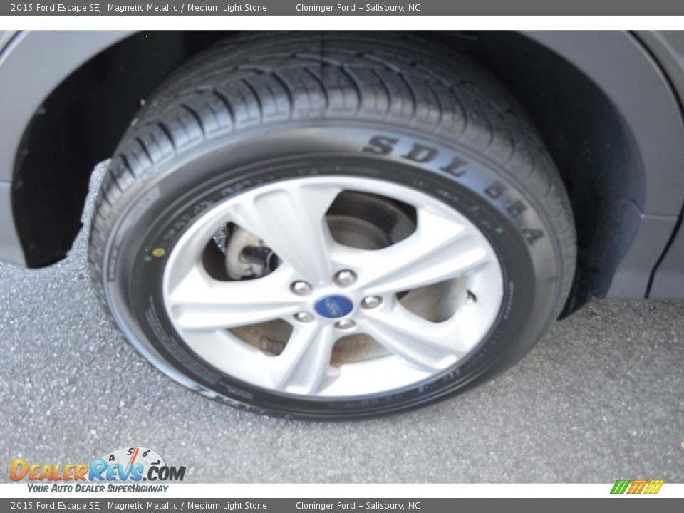 2015 Ford Escape SE Magnetic Metallic / Medium Light Stone Photo #7