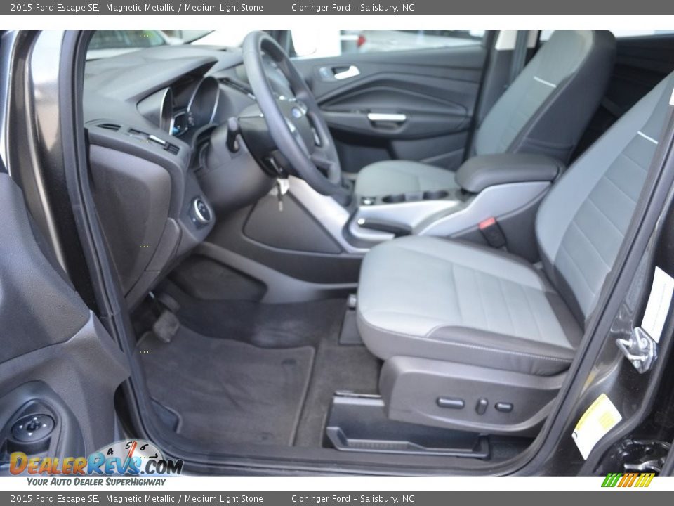 2015 Ford Escape SE Magnetic Metallic / Medium Light Stone Photo #9