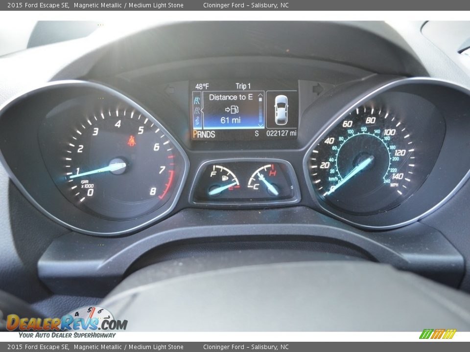 2015 Ford Escape SE Magnetic Metallic / Medium Light Stone Photo #24