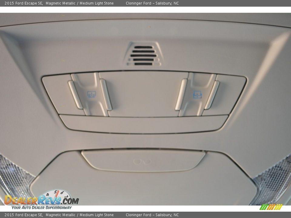 2015 Ford Escape SE Magnetic Metallic / Medium Light Stone Photo #26