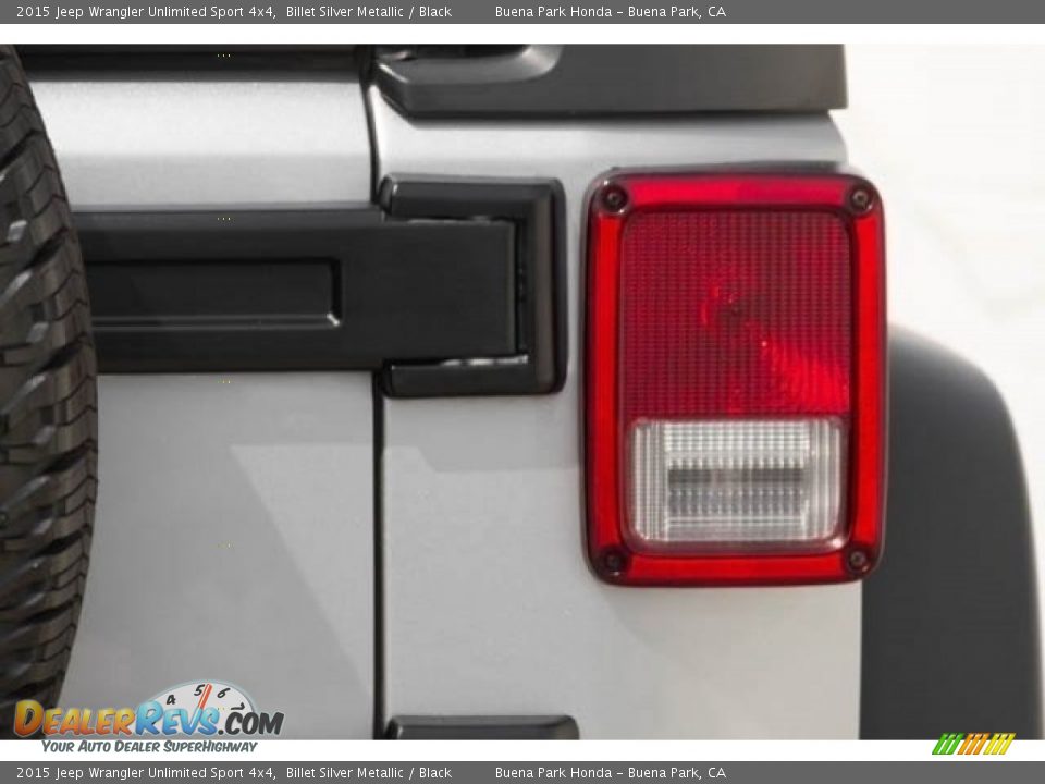 2015 Jeep Wrangler Unlimited Sport 4x4 Billet Silver Metallic / Black Photo #12