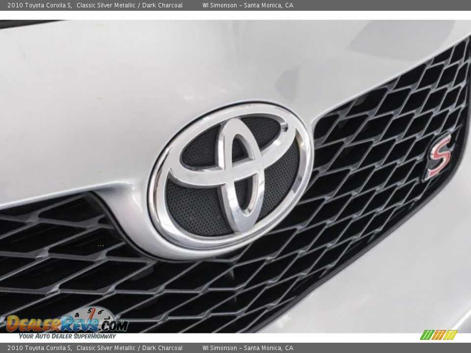 2010 Toyota Corolla S Classic Silver Metallic / Dark Charcoal Photo #33