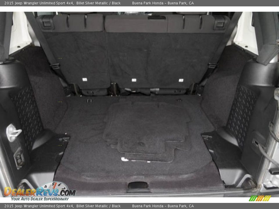 2015 Jeep Wrangler Unlimited Sport 4x4 Billet Silver Metallic / Black Photo #21