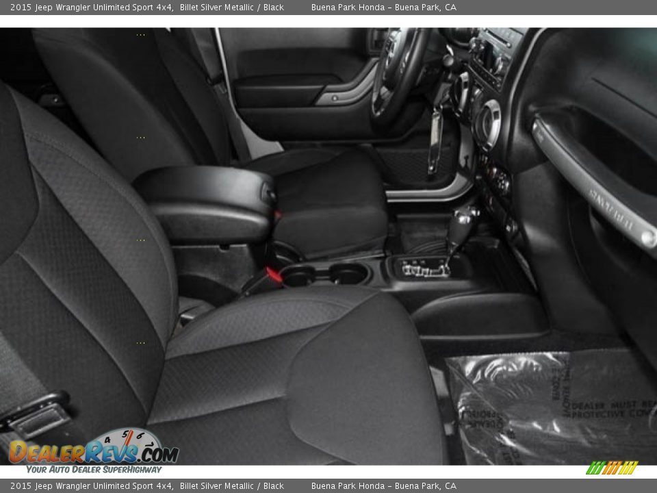 2015 Jeep Wrangler Unlimited Sport 4x4 Billet Silver Metallic / Black Photo #24