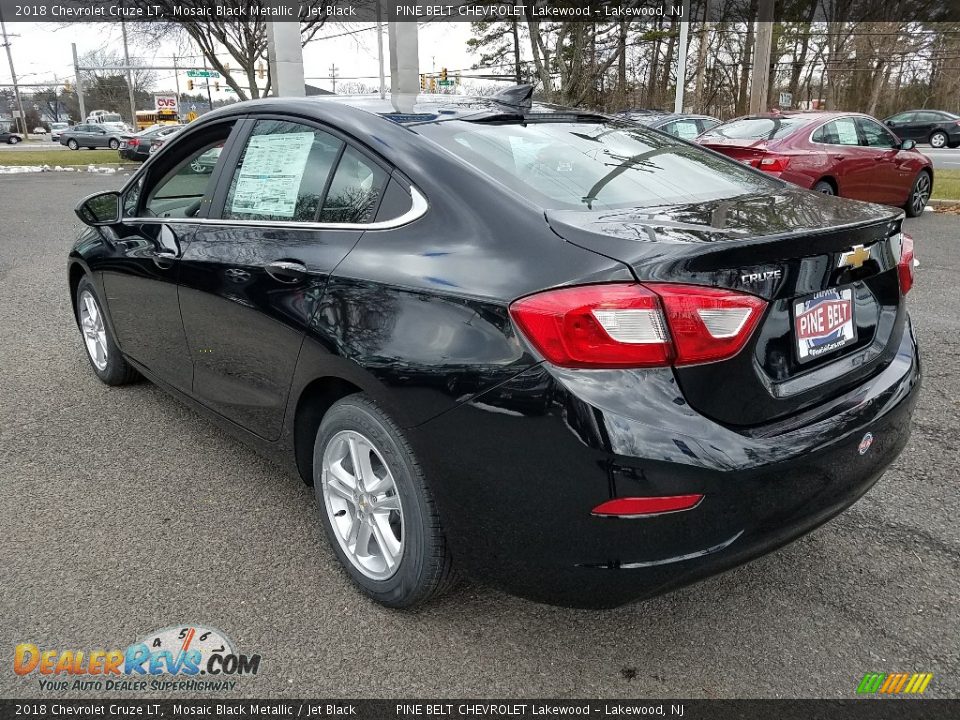 2018 Chevrolet Cruze LT Mosaic Black Metallic / Jet Black Photo #4