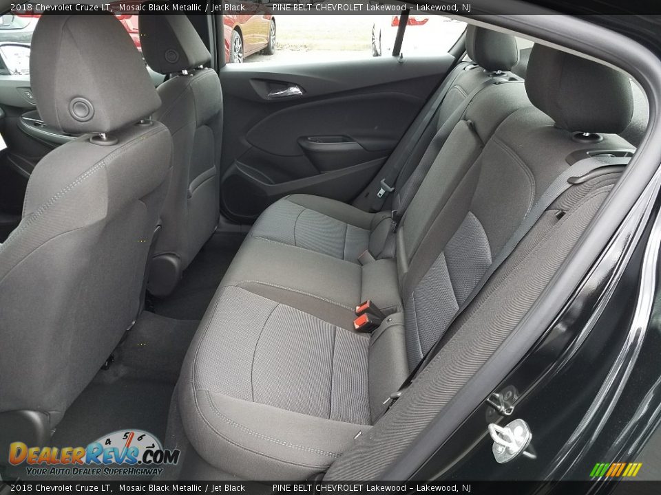 2018 Chevrolet Cruze LT Mosaic Black Metallic / Jet Black Photo #6