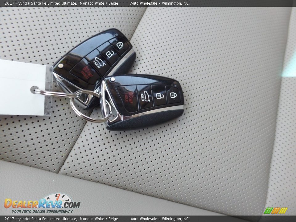 2017 Hyundai Santa Fe Limited Ultimate Monaco White / Beige Photo #20