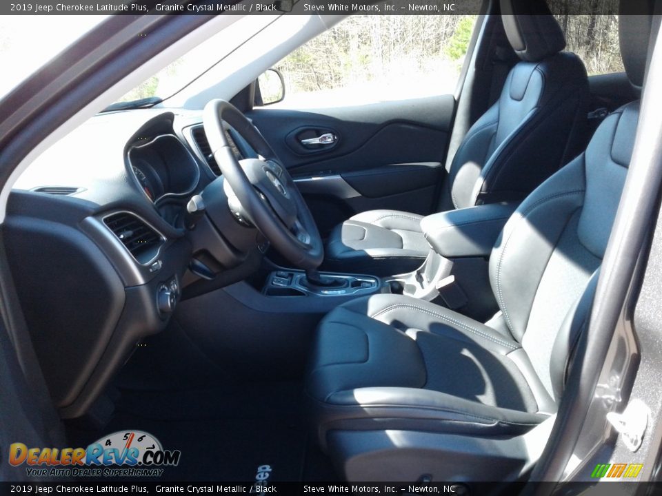 2019 Jeep Cherokee Latitude Plus Granite Crystal Metallic / Black Photo #10