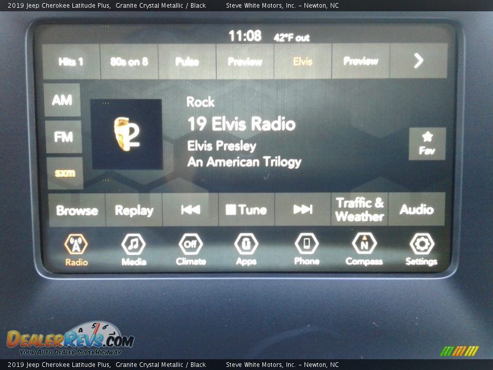 2019 Jeep Cherokee Latitude Plus Granite Crystal Metallic / Black Photo #19