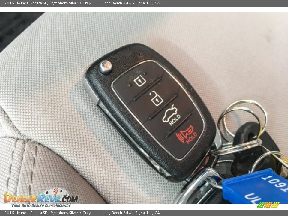 2016 Hyundai Sonata SE Symphony Silver / Gray Photo #11