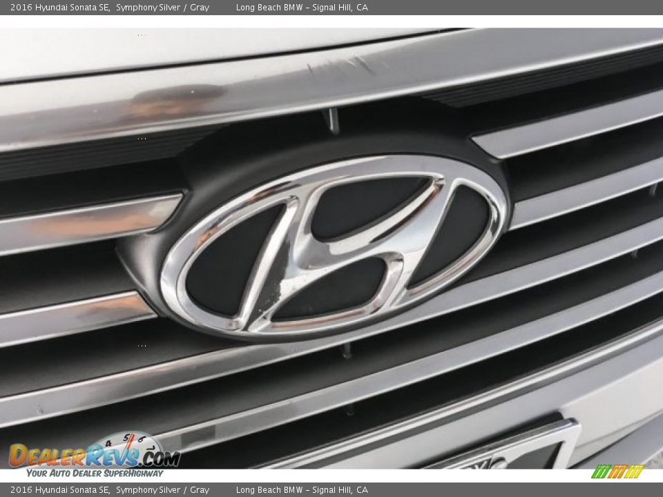2016 Hyundai Sonata SE Symphony Silver / Gray Photo #29