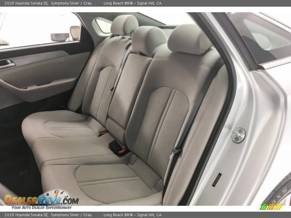 2016 Hyundai Sonata SE Symphony Silver / Gray Photo #33