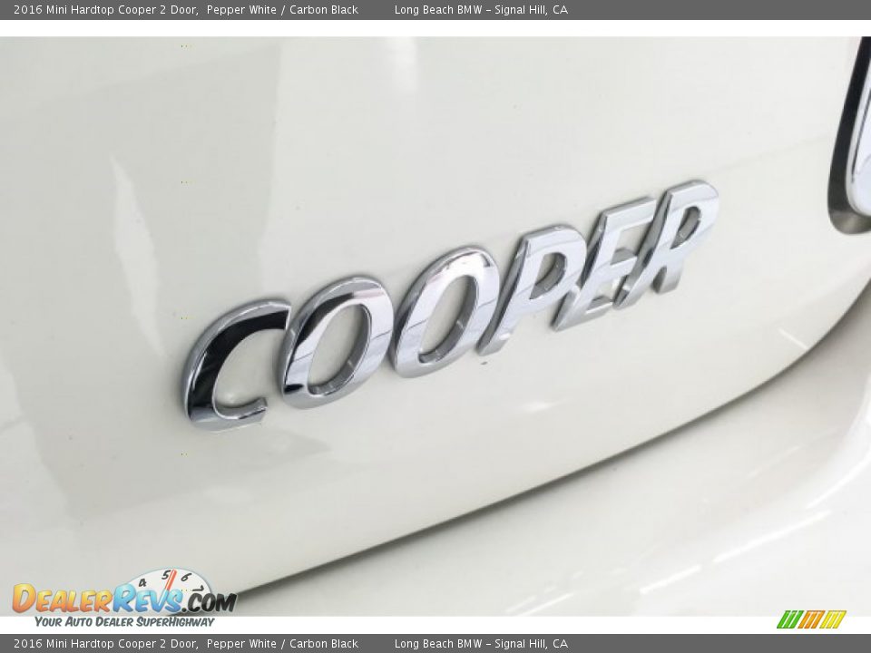 2016 Mini Hardtop Cooper 2 Door Pepper White / Carbon Black Photo #7