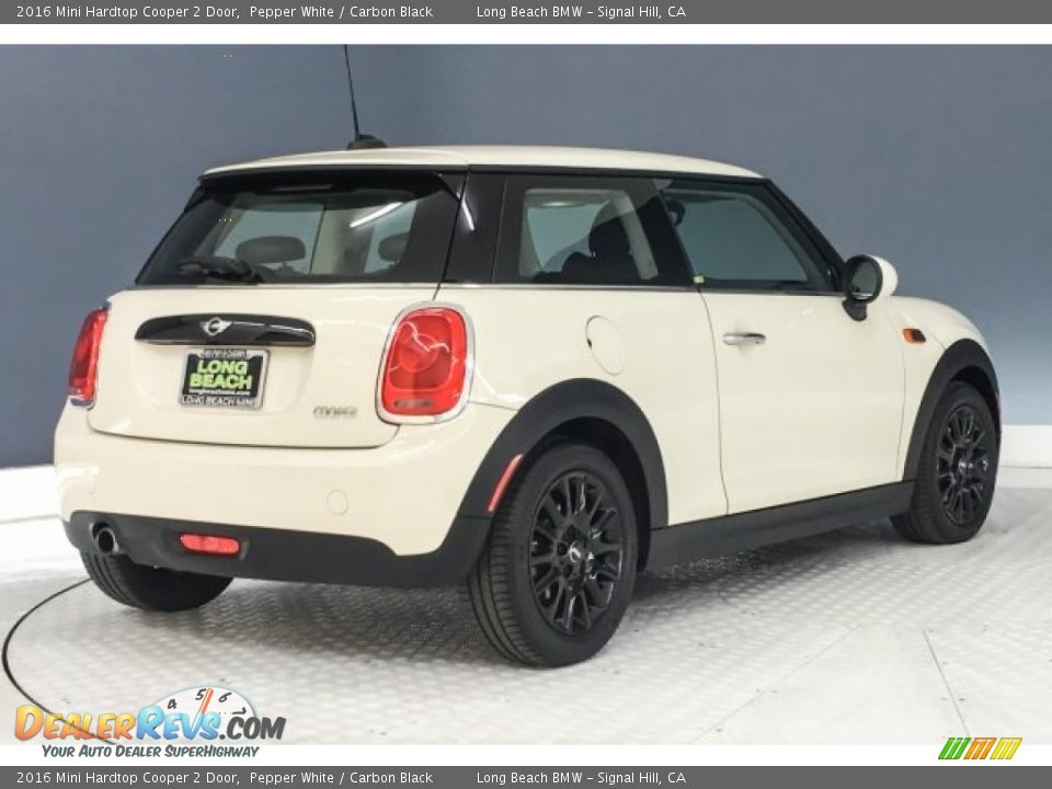 2016 Mini Hardtop Cooper 2 Door Pepper White / Carbon Black Photo #16