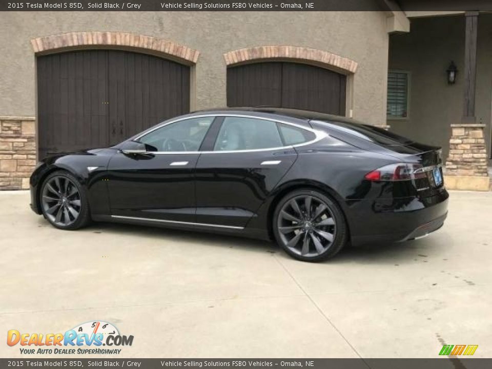 2015 Tesla Model S 85D Solid Black / Grey Photo #3