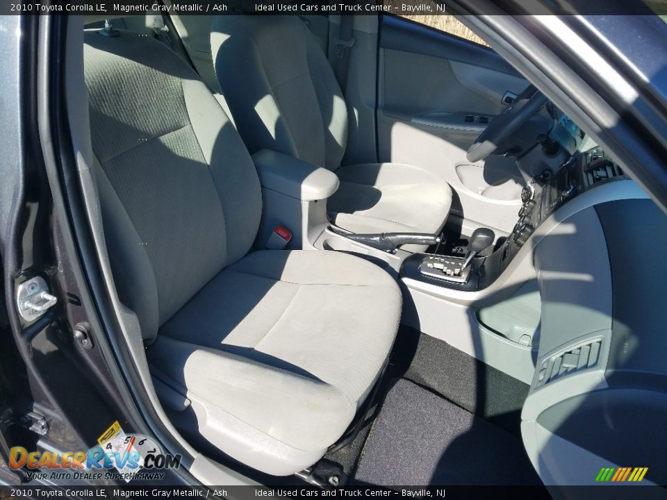 2010 Toyota Corolla LE Magnetic Gray Metallic / Ash Photo #10