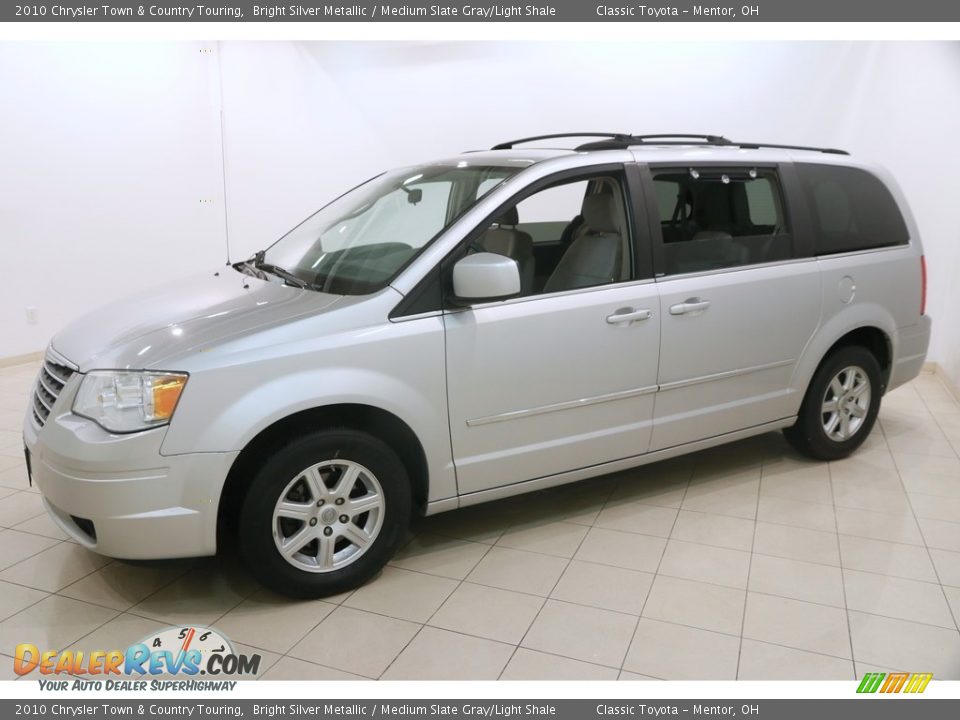 2010 Chrysler Town & Country Touring Bright Silver Metallic / Medium Slate Gray/Light Shale Photo #3