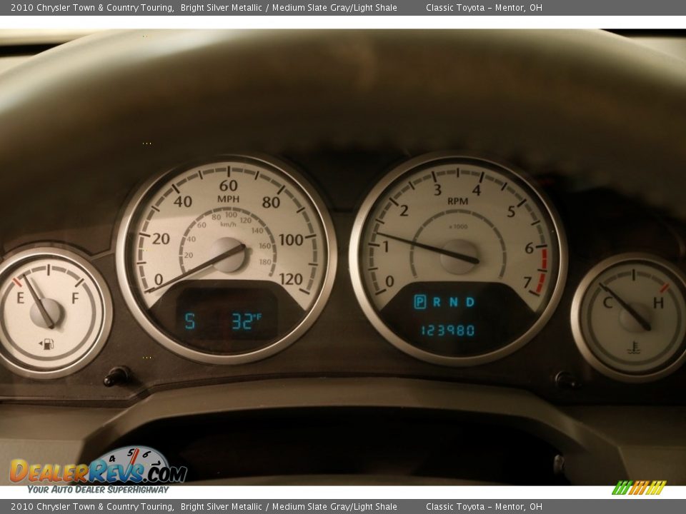 2010 Chrysler Town & Country Touring Bright Silver Metallic / Medium Slate Gray/Light Shale Photo #7