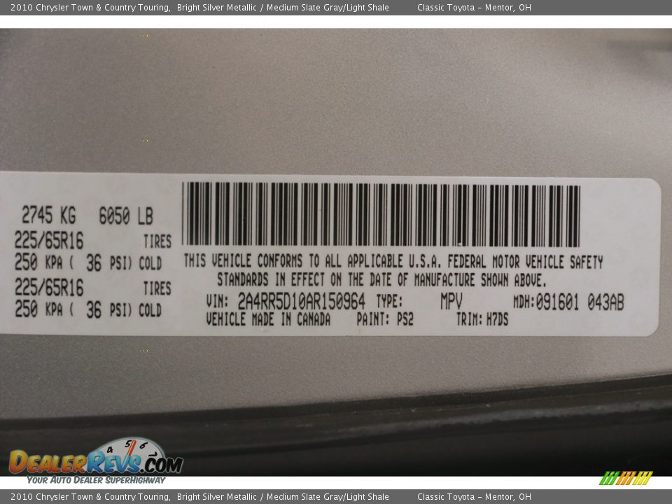 2010 Chrysler Town & Country Touring Bright Silver Metallic / Medium Slate Gray/Light Shale Photo #17