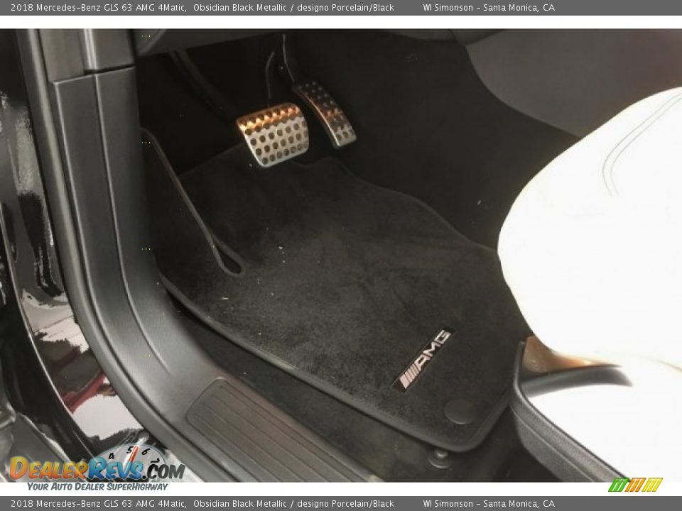 2018 Mercedes-Benz GLS 63 AMG 4Matic Obsidian Black Metallic / designo Porcelain/Black Photo #22