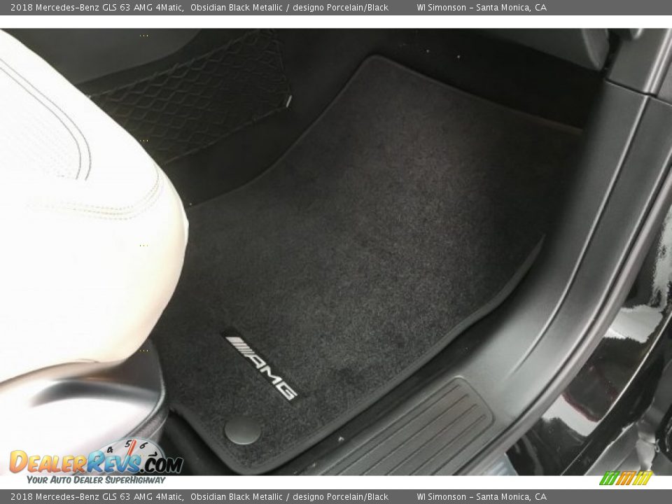2018 Mercedes-Benz GLS 63 AMG 4Matic Obsidian Black Metallic / designo Porcelain/Black Photo #29