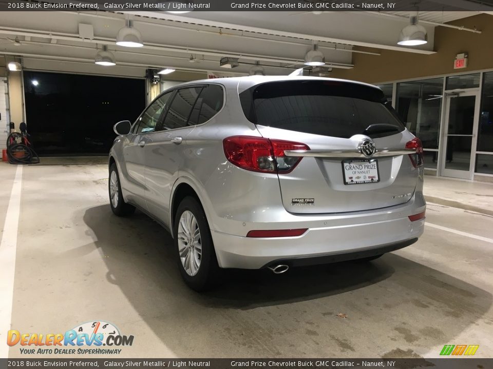 2018 Buick Envision Preferred Galaxy Silver Metallic / Light Neutral Photo #4