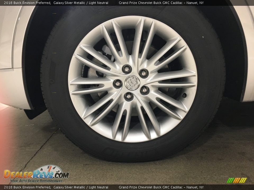 2018 Buick Envision Preferred Galaxy Silver Metallic / Light Neutral Photo #10