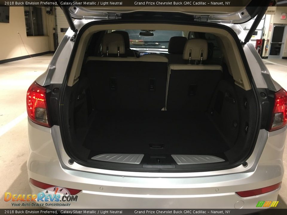 2018 Buick Envision Preferred Galaxy Silver Metallic / Light Neutral Photo #15