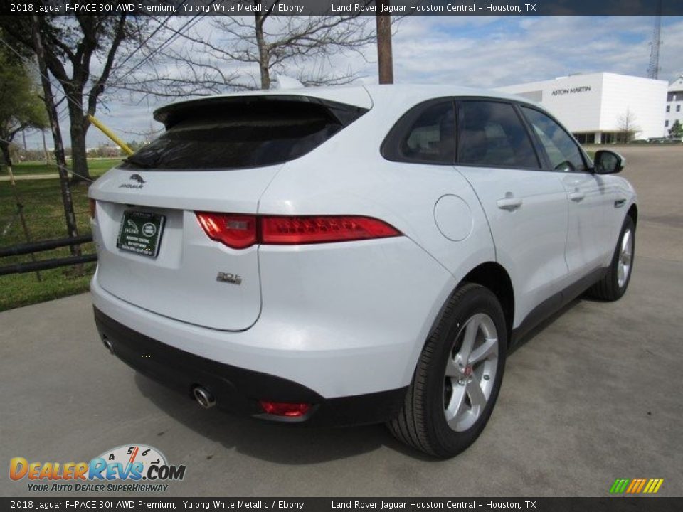 2018 Jaguar F-PACE 30t AWD Premium Yulong White Metallic / Ebony Photo #7