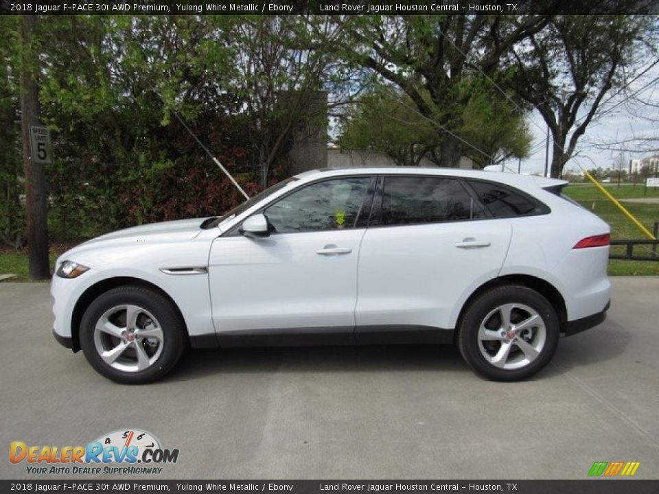 2018 Jaguar F-PACE 30t AWD Premium Yulong White Metallic / Ebony Photo #11