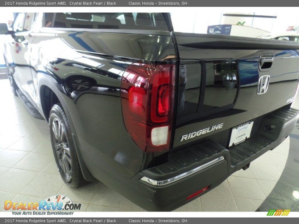 2017 Honda Ridgeline Sport AWD Crystal Black Pearl / Black Photo #9
