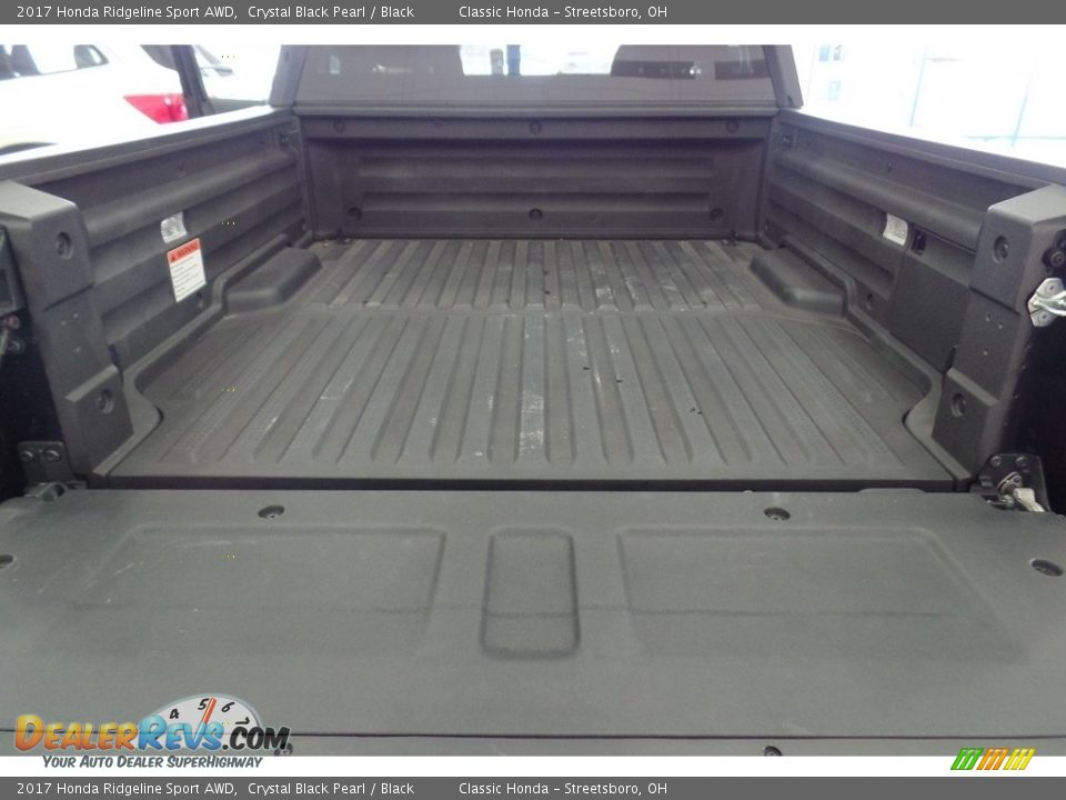 2017 Honda Ridgeline Sport AWD Crystal Black Pearl / Black Photo #31